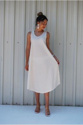 لباس سفید زنانه سایز بزرگ بافت کد 118034994