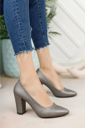 کفش پاشنه بلند کلاسیک طلائی زنانه چرم مصنوعی پاشنه ضخیم پاشنه متوسط ( 5 - 9 cm ) کد 107096827