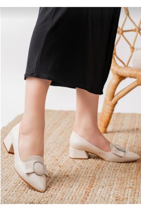 کفش کلاسیک بژ زنانه چرم مصنوعی پاشنه کوتاه ( 4 - 1 cm ) پاشنه ضخیم کد 805791037
