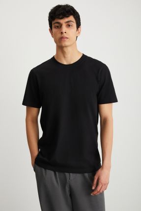 تی شرت مشکی مردانه یقه گرد تکی جوان کد 815039678