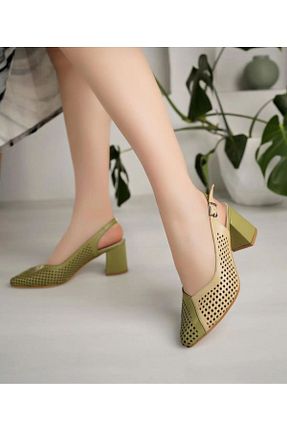 کفش پاشنه بلند پر بژ زنانه پاشنه کوتاه (1 - 4 سانتی متر) Elf Shoes & Bags - کد 825884571