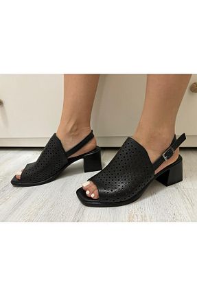 صندل مشکی زنانه پاشنه ضخیم پاشنه متوسط ( 5 - 9 cm ) چرم طبیعی کد 832727280