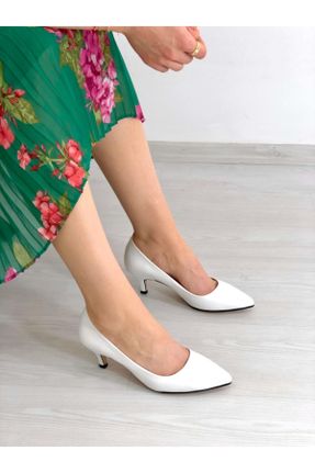 کفش پاشنه بلند کلاسیک سفید زنانه چرم مصنوعی کد 118108316