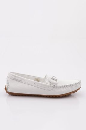 کفش لوفر سفید زنانه چرم طبیعی پاشنه کوتاه ( 4 - 1 cm ) کد 699204537