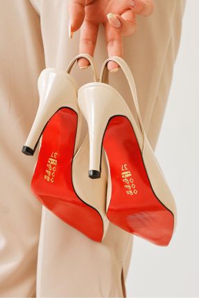 کفش پاشنه بلند کلاسیک بژ زنانه پاشنه ضخیم پاشنه متوسط ( 5 - 9 cm ) کد 822282960