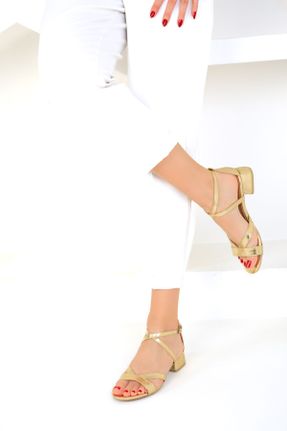 کفش پاشنه بلند کلاسیک طلائی زنانه چرم مصنوعی پاشنه کوتاه ( 4 - 1 cm ) پاشنه ضخیم کد 829486762