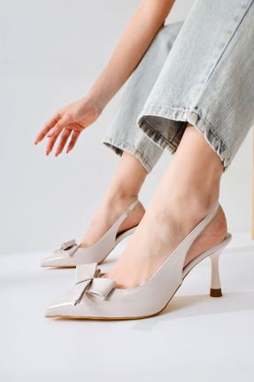 کفش پاشنه بلند کلاسیک بژ زنانه پاشنه ضخیم پاشنه متوسط ( 5 - 9 cm ) کد 827114310