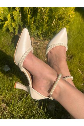 کفش مجلسی سفید زنانه چرم مصنوعی پاشنه متوسط ( 5 - 9 cm ) پاشنه نازک کد 755188624