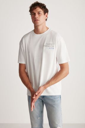 تی شرت سفید مردانه رگولار یقه گرد تکی جوان کد 694688748