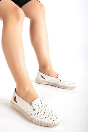 کفش کژوال سفید زنانه چرم طبیعی پاشنه کوتاه ( 4 - 1 cm ) پاشنه ساده کد 815683383