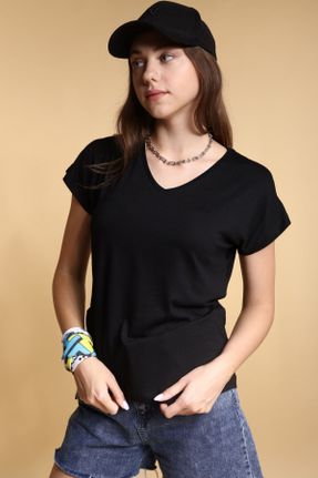 تی شرت مشکی زنانه رگولار یقه هفت بیسیک کد 103642635