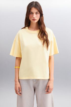 تی شرت زرد زنانه ریلکس یقه گرد تکی جوان کد 836334164