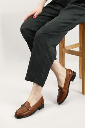 کفش لوفر قهوه ای زنانه چرم طبیعی پاشنه کوتاه ( 4 - 1 cm ) کد 828668073