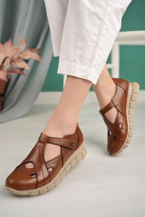 کفش کژوال قهوه ای زنانه چرم طبیعی پاشنه کوتاه ( 4 - 1 cm ) پاشنه ساده کد 837154323
