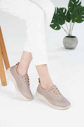 کفش کژوال قهوه ای زنانه چرم طبیعی پاشنه کوتاه ( 4 - 1 cm ) پاشنه ساده کد 837276050
