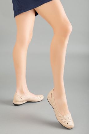 کفش کژوال بژ زنانه چرم مصنوعی پاشنه کوتاه ( 4 - 1 cm ) پاشنه ساده کد 696221967
