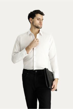 پیراهن سفید مردانه پنبه - پلی استر یقه پیراهنی اسلیم کد 802499527
