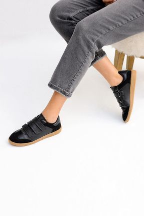 کفش اسنیکر مشکی زنانه چسبی چرم مصنوعی کد 813595200