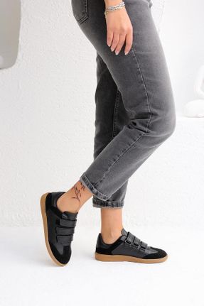 کفش اسنیکر مشکی زنانه چسبی چرم مصنوعی کد 813595200