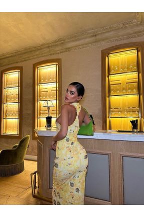 لباس زرد زنانه پلی استر طرح گلدار اسلیم فیت کد 834569342