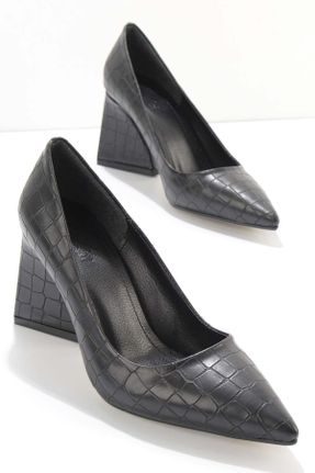 کفش پاشنه بلند کلاسیک مشکی زنانه پاشنه نازک پاشنه متوسط ( 5 - 9 cm ) کد 362870835
