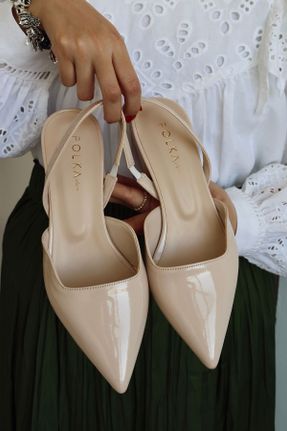 کفش پاشنه بلند کلاسیک بژ زنانه چرم مصنوعی پاشنه کوتاه ( 4 - 1 cm ) پاشنه ضخیم کد 824937785