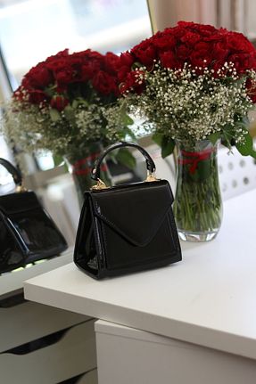 کیف دوشی مشکی زنانه چرم مصنوعی Moom Bag - کد 838212393