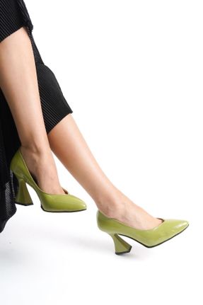 کفش پاشنه بلند کلاسیک سبز زنانه چرم طبیعی پاشنه نازک پاشنه متوسط ( 5 - 9 cm ) کد 831385577