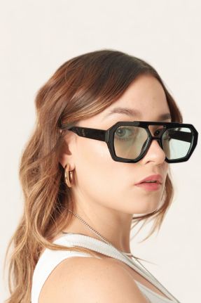 عینک آفتابی سبز زنانه 53 UV400 مات هندسی کد 762604523