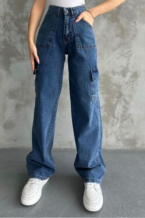 شلوار جین آبی زنانه پاچه راحت فاق بلند پنبه (نخی) کارگو بلند کد 838392669