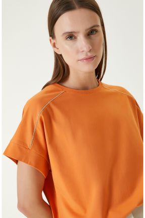 تی شرت نارنجی زنانه رگولار یقه گرد تکی کد 828935529