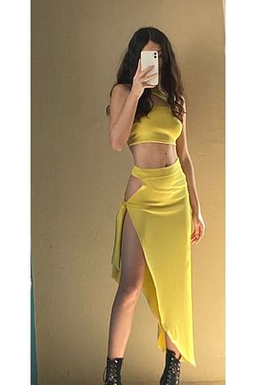 ست بالاتنه و پائین تنه طلائی زنانه بافتنی Rosy - کد 681313211
