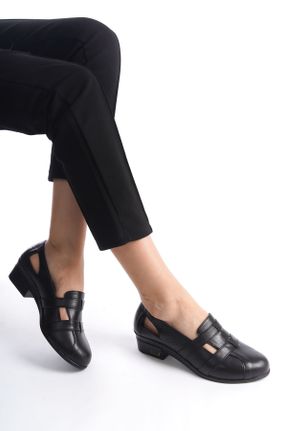 کفش کژوال مشکی زنانه چرم طبیعی پاشنه کوتاه ( 4 - 1 cm ) پاشنه ساده کد 815966891