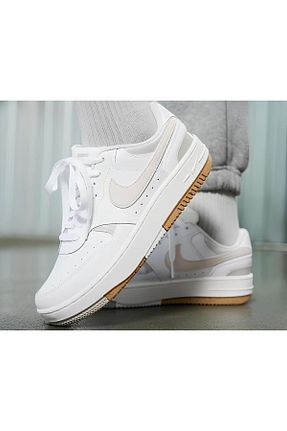 کفش پیاده روی سفید زنانه Nike - کد 830250090