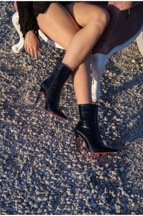 بوت مشکی زنانه چرم مصنوعی پاشنه نازک پاشنه بلند ( +10 cm) کد 780500776