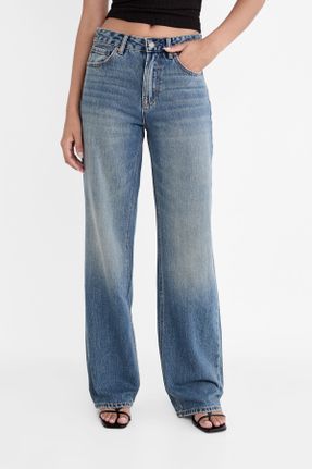شلوار جین آبی زنانه پاچه گشاد فاق بلند پنبه (نخی) ساده استاندارد کد 144093242
