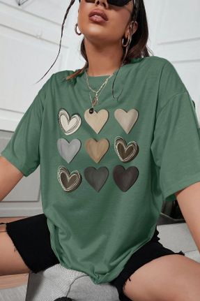 تی شرت سبز زنانه ریلکس یقه گرد تکی طراحی کد 817765783