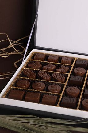 شکلات Moon Chocolate Handmade - کد 760126987