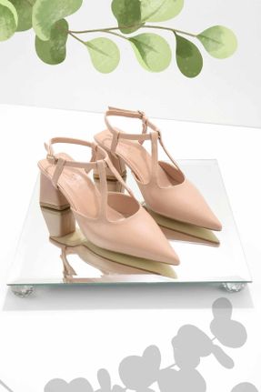 کفش پاشنه بلند کلاسیک بژ زنانه پاشنه نازک پاشنه متوسط ( 5 - 9 cm ) کد 637304660