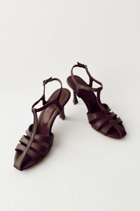کفش پاشنه بلند کلاسیک زنانه پاشنه نازک پاشنه متوسط ( 5 - 9 cm ) کد 820503469