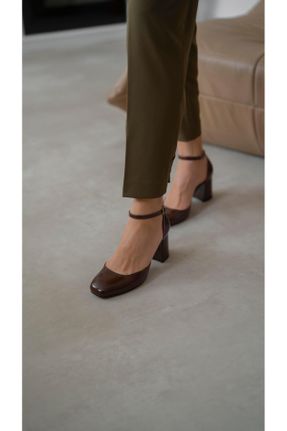 کفش پاشنه بلند کلاسیک قهوه ای زنانه پاشنه ساده پاشنه متوسط ( 5 - 9 cm ) کد 815003295