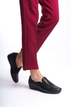 کفش کژوال مشکی زنانه چرم طبیعی پاشنه کوتاه ( 4 - 1 cm ) پاشنه ساده کد 809395906