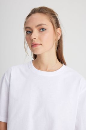تی شرت سفید زنانه ریلکس یقه گرد کد 830153753
