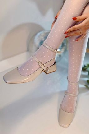 کفش پاشنه بلند کلاسیک بژ زنانه چرم لاکی پاشنه ضخیم پاشنه کوتاه ( 4 - 1 cm ) کد 684263872