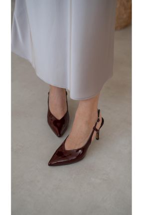کفش پاشنه بلند کلاسیک زرشکی زنانه پاشنه ساده پاشنه متوسط ( 5 - 9 cm ) کد 817374960
