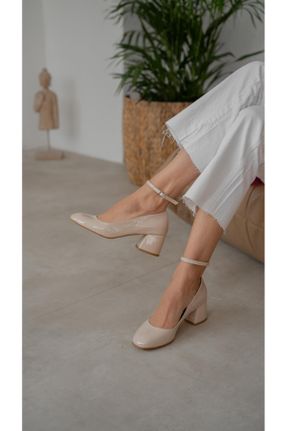 کفش پاشنه بلند کلاسیک بژ زنانه پاشنه ساده پاشنه متوسط ( 5 - 9 cm ) کد 817165202