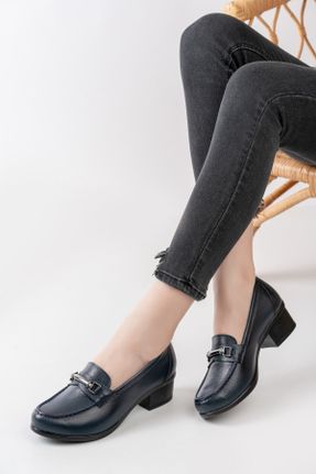 کفش کژوال سرمه ای زنانه چرم طبیعی پاشنه کوتاه ( 4 - 1 cm ) پاشنه پر کد 815930407