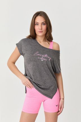 تی شرت طوسی زنانه رگولار یقه گرد پلی استر کد 814916282