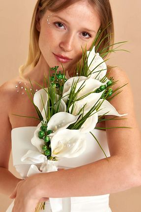 دسته گل عروس Oleg Cassini - کد 841100296