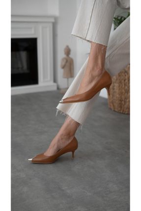 کفش پاشنه بلند کلاسیک قهوه ای زنانه پاشنه ساده پاشنه متوسط ( 5 - 9 cm ) کد 823282846
